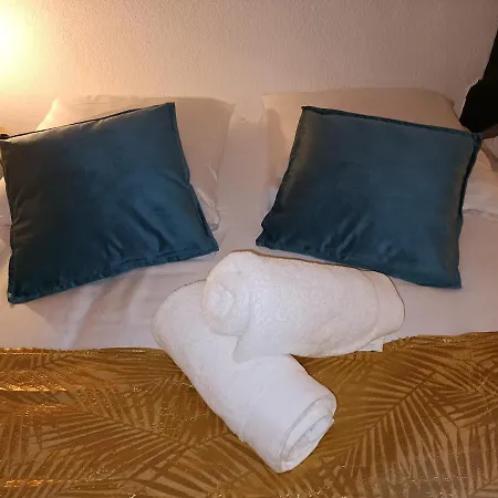 Le Coeur Du Centre Historique Refait A Neuf Apartament