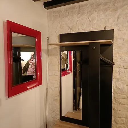 Le Coeur Du Centre Historique Refait A Neuf Apartament