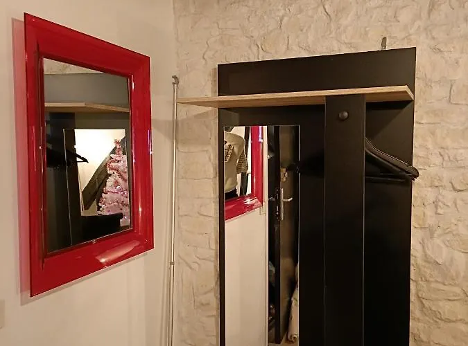 Le Coeur Du Centre Historique Refait A Neuf Апартаменты